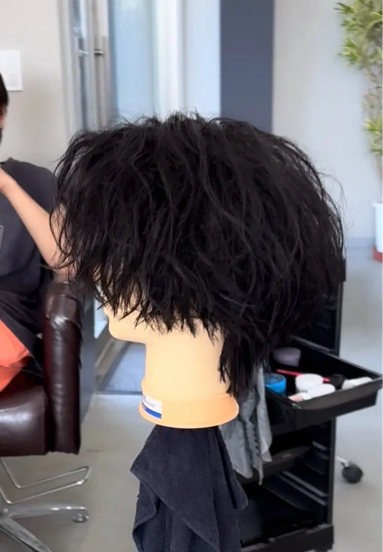 メンズ センターパート 小林 真人のヘアスタイル