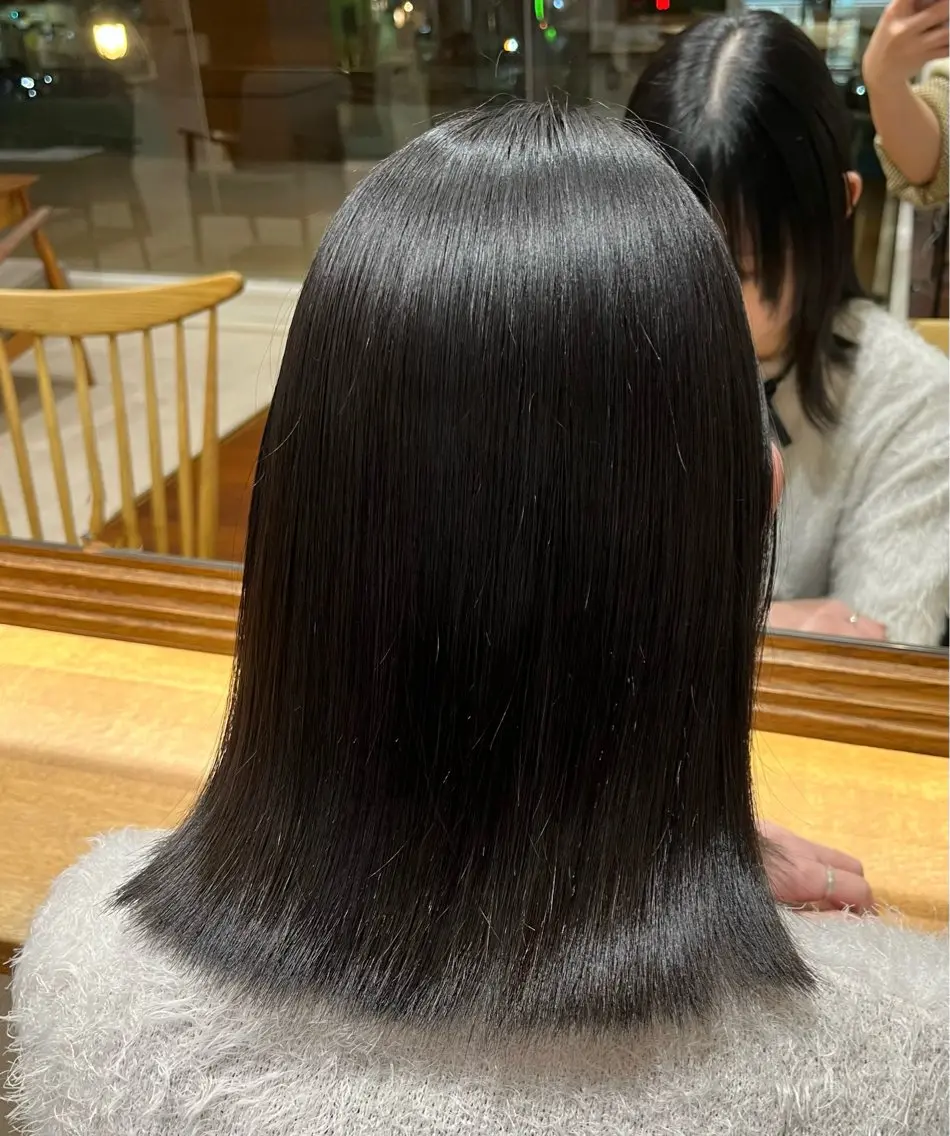 透明感を出したい方におすすめ✨寒色カラー🫐🤍の写真