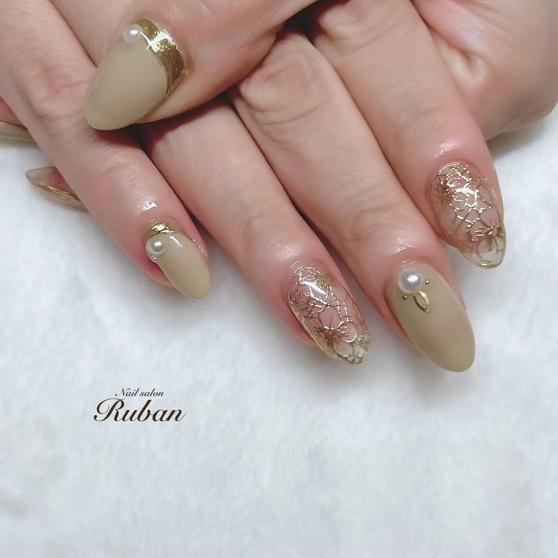 ネイル フラワーネイル ミラーネイル Nail salon Rubanのネイルデザイン