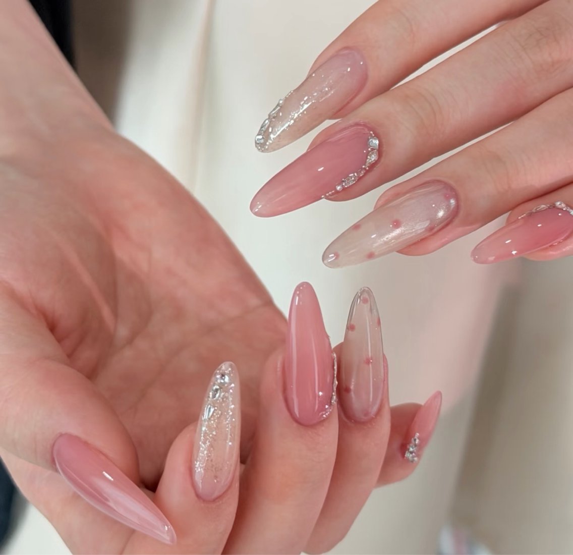 ネイル ブラウン フットネイル フレンチネイル グラデーション 氷ネイル・うるうるネイル ハンドネイル Mixx Nail_ Studioのネイルデザイン