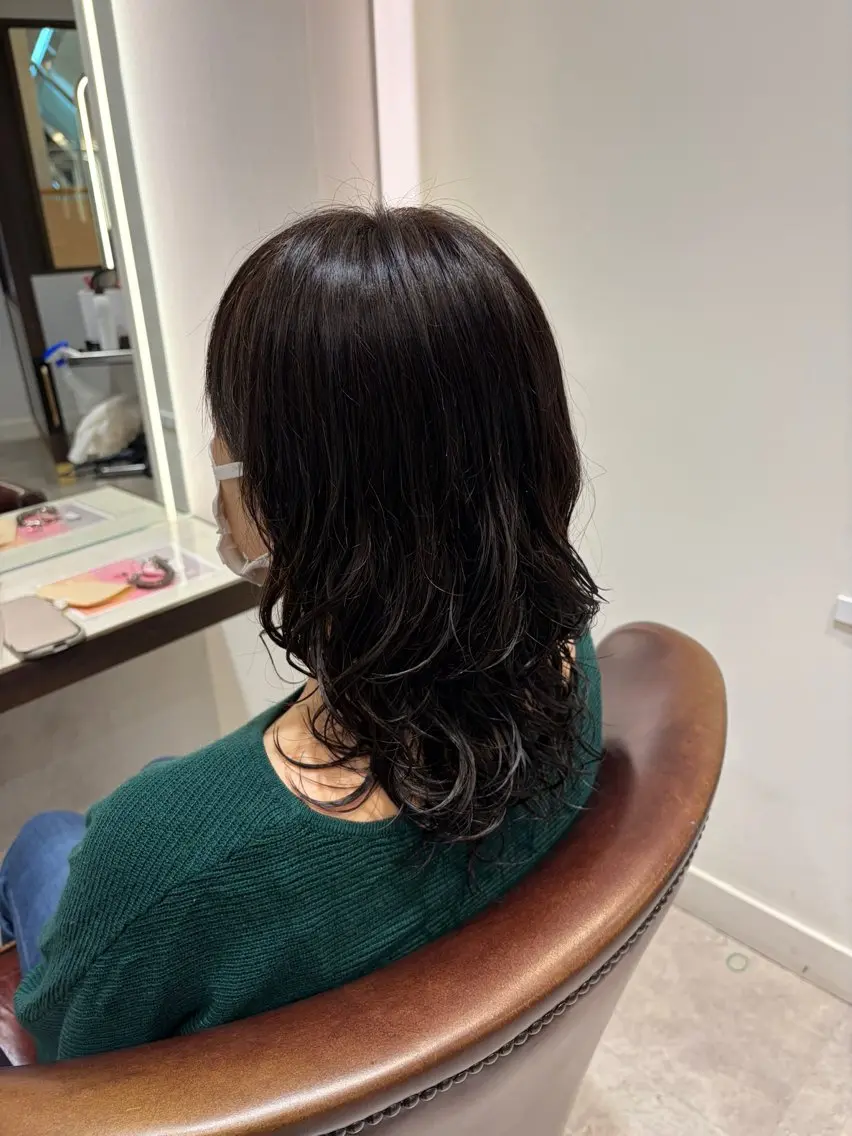 セミロング パーマ セミロングパーマ カット パーマ 竹内 美優のヘアスタイル