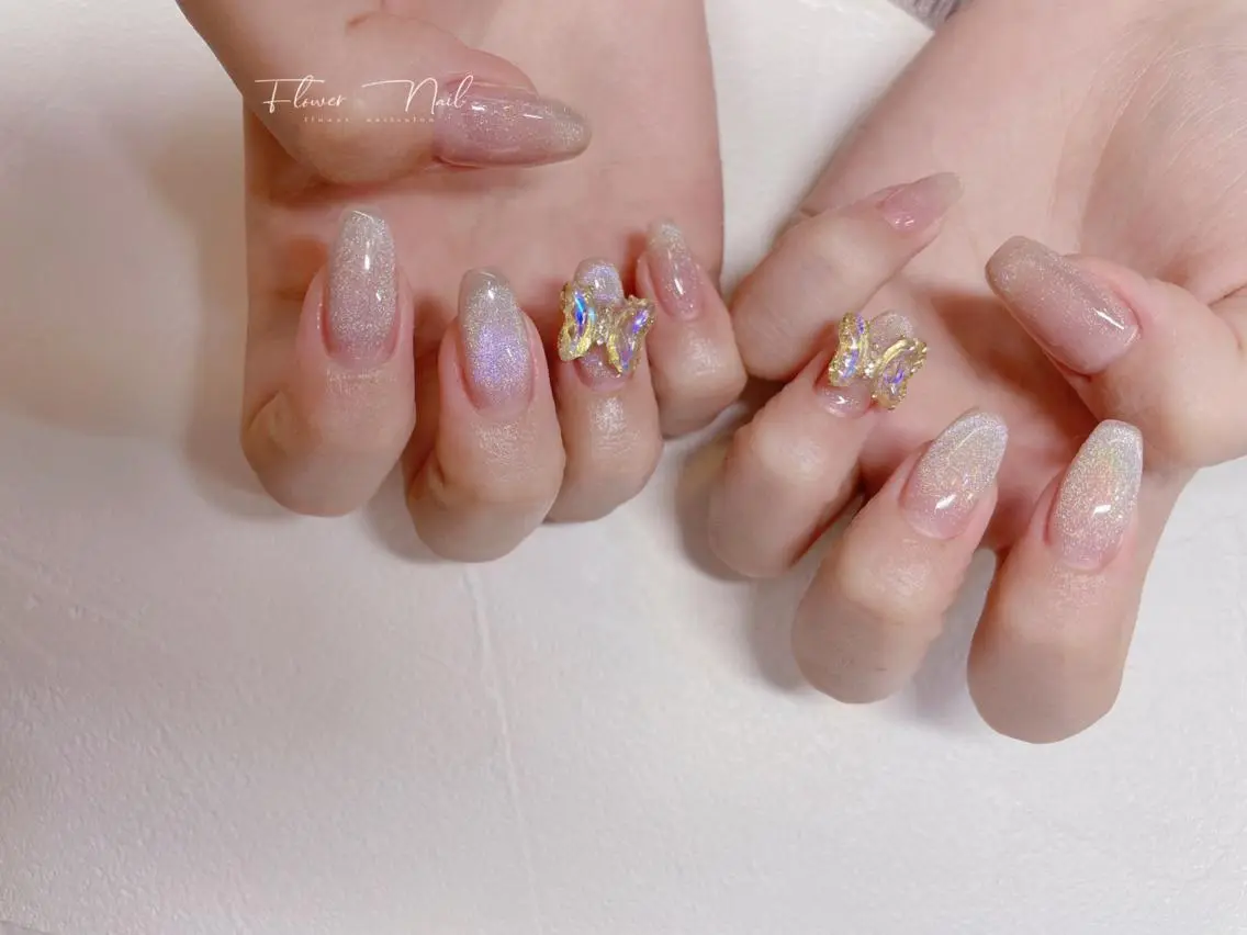 ネイル ストーンネイル ハンドネイル Flower nailのネイルデザイン
