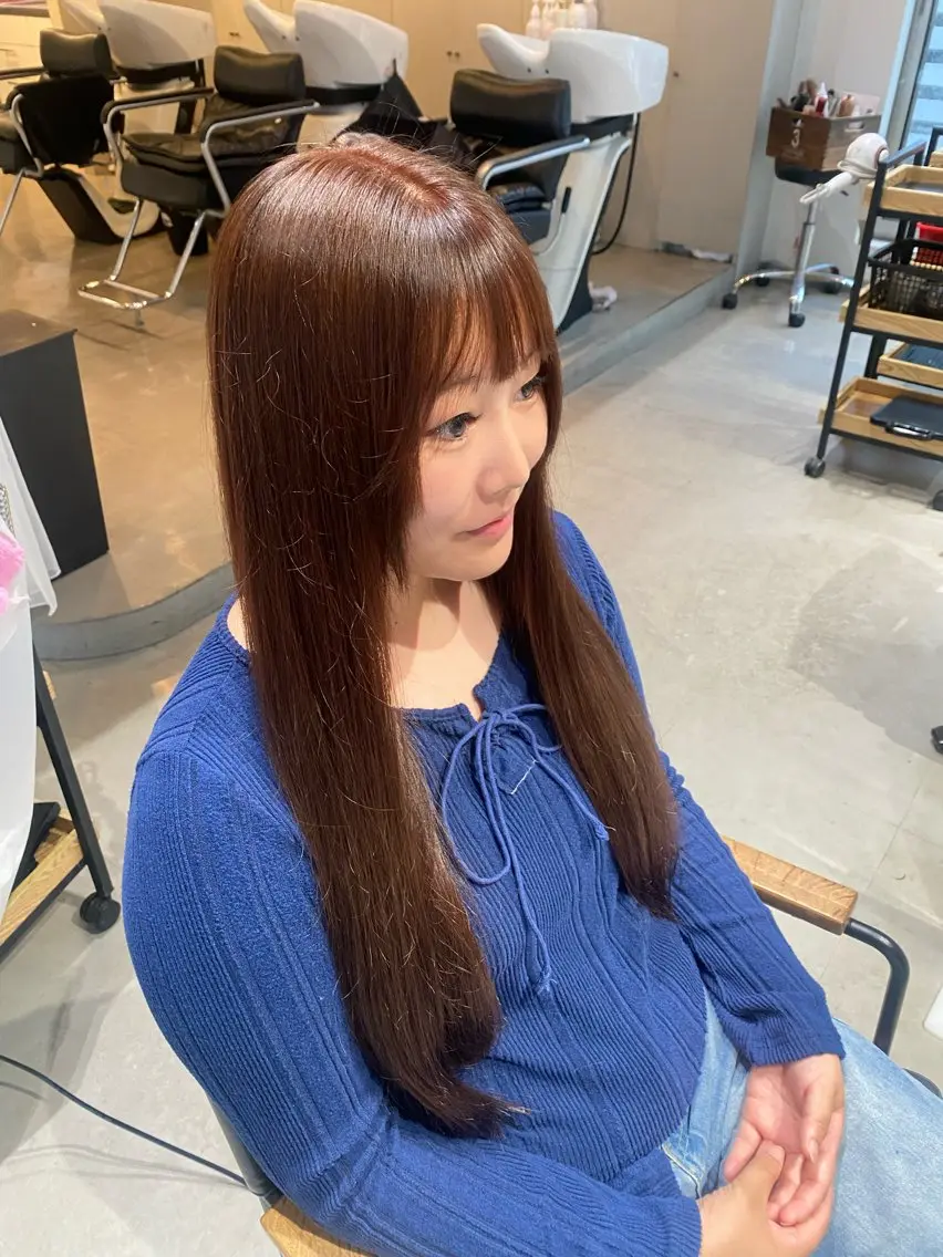 ロング カラー APREKO 葵のヘアスタイル