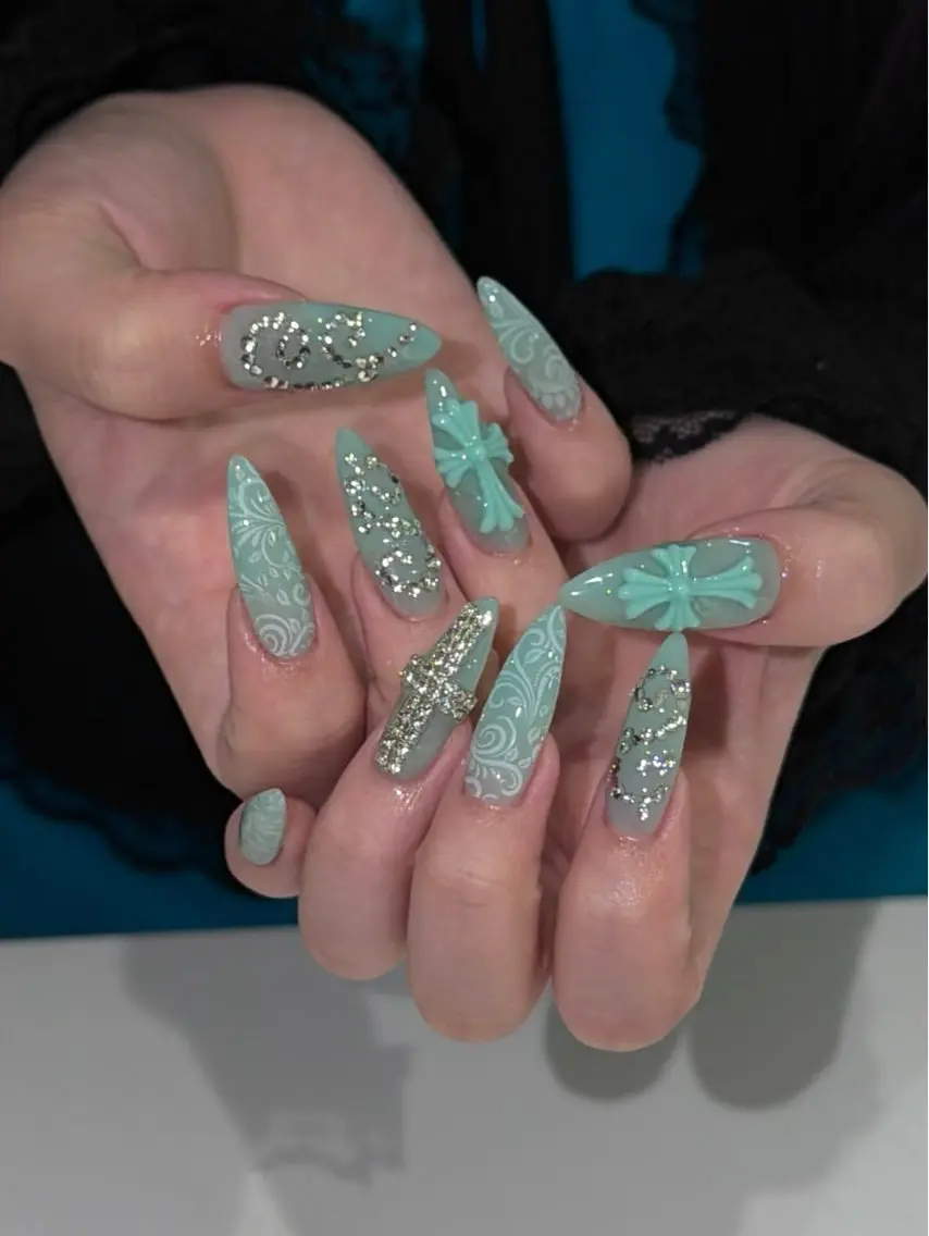 ネイル 韓国ネイル マグネットネイル 持ち込み ハンドネイル Mimi Nail_Royalのネイルデザイン