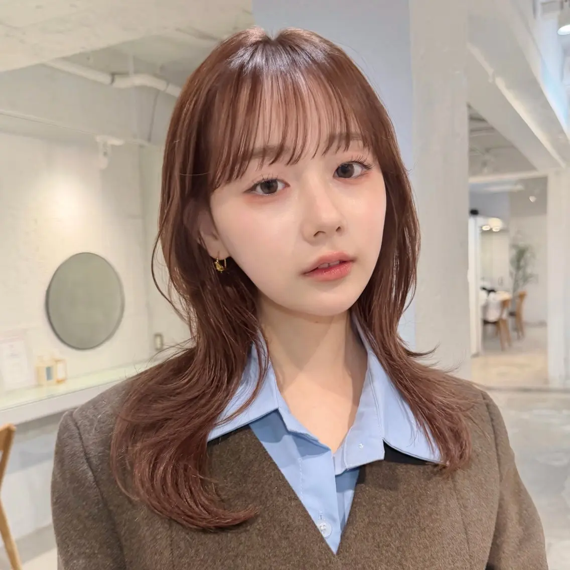 セミロング カラー 顔周りレイヤー꙳⋆ ミディアム⌇SAKIのヘアスタイル