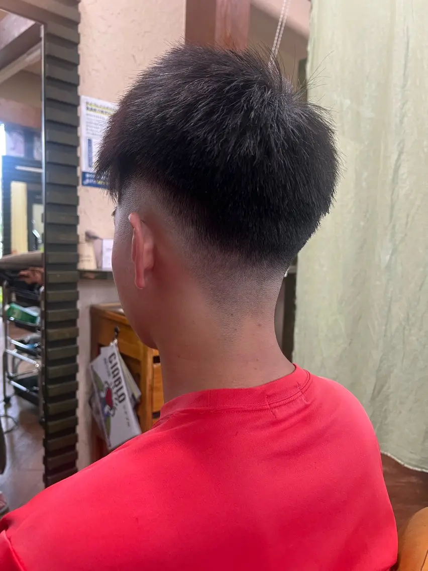 メンズ フェードカット カット 奥田 勝亮のヘアスタイル