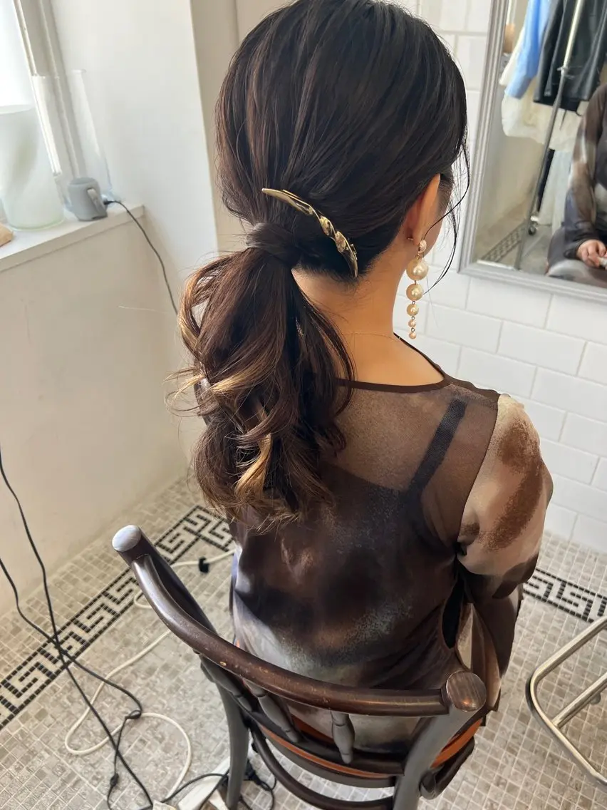 ロング ヘアアレンジ ポニーテール 【ヘアセット専門】 ヘアメイクＭＡＮＡのヘアスタイル
