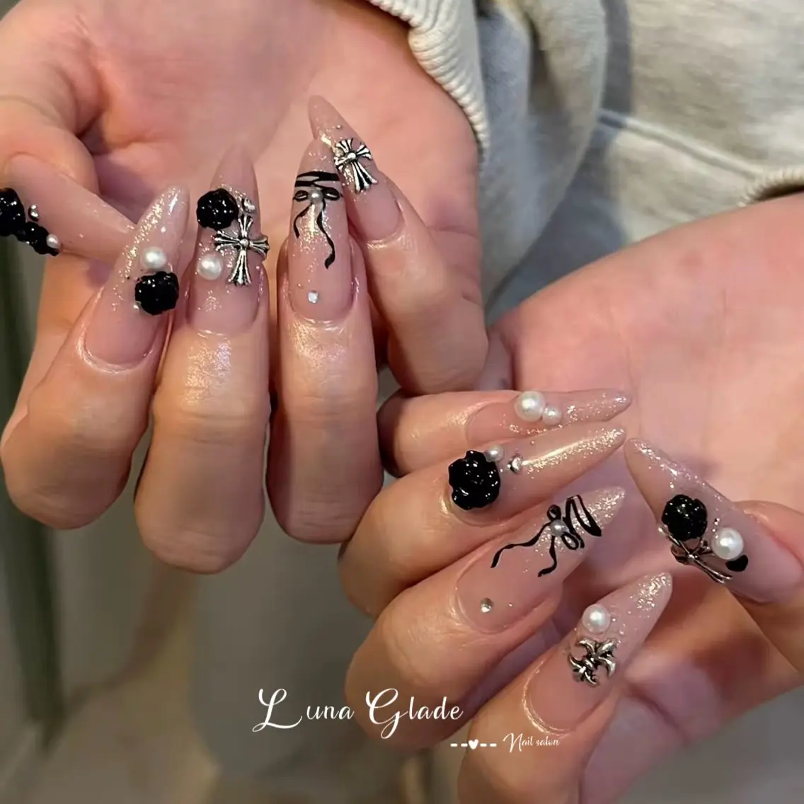 ネイル ハンドネイル Luna Gladeのネイルデザイン