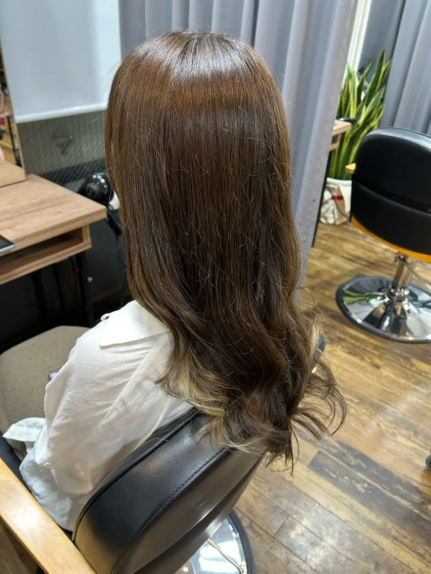 セミロング カラー カット ヘアカラー TELA HAIR 永井のヘアスタイル