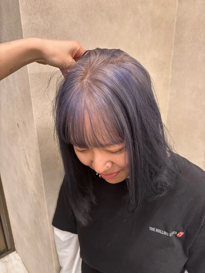 ロング カラー 抜け感レイヤー︴ ニュアンスカラーのヘアスタイル