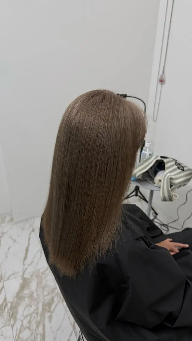 ロング ヘアカラー yuna ハイトーン メンズカットのヘアスタイル