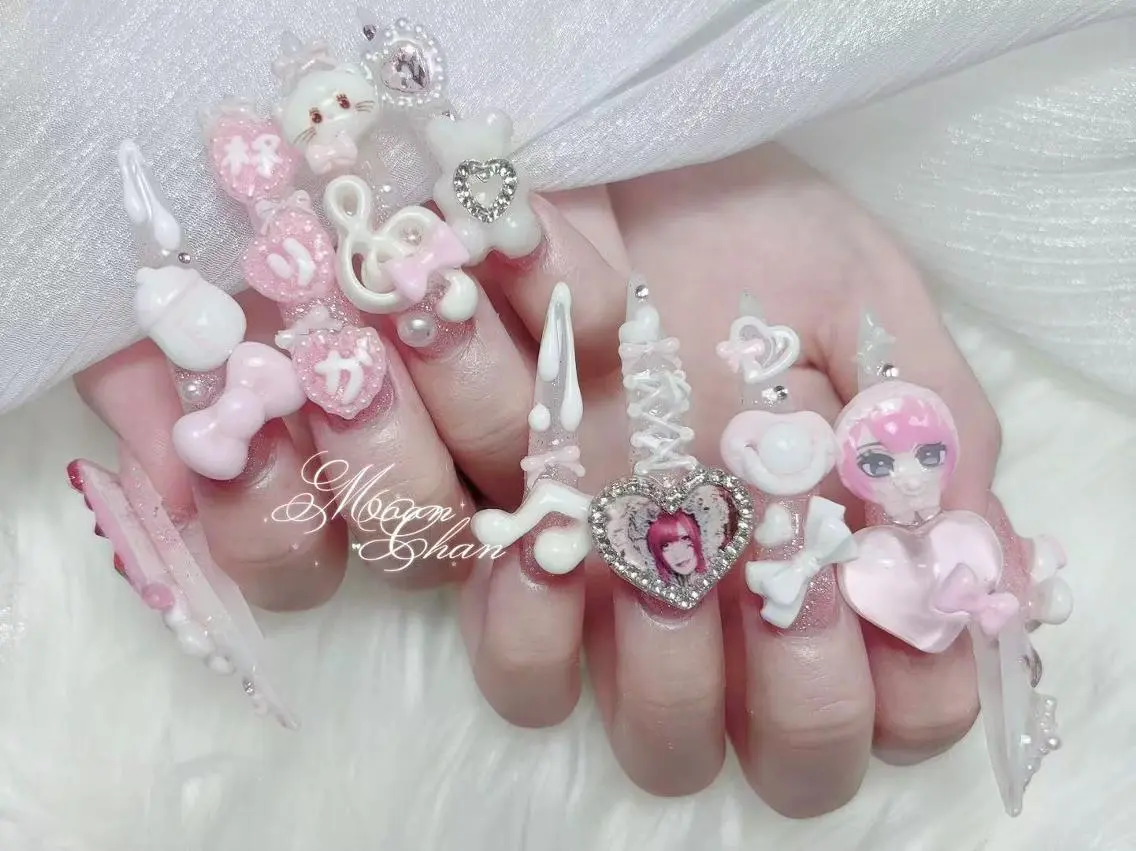 ネイル 長さ出し キラキラネイル 韓国ネイル ロングネイル マグネットネイル ハンドネイル ハンドケア MUNI🎀  NAIL のネイルデザイン