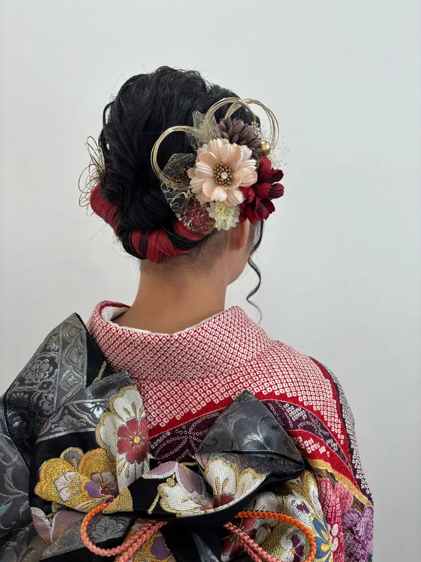 ヘアアレンジ ツノガイ エリのヘアスタイル