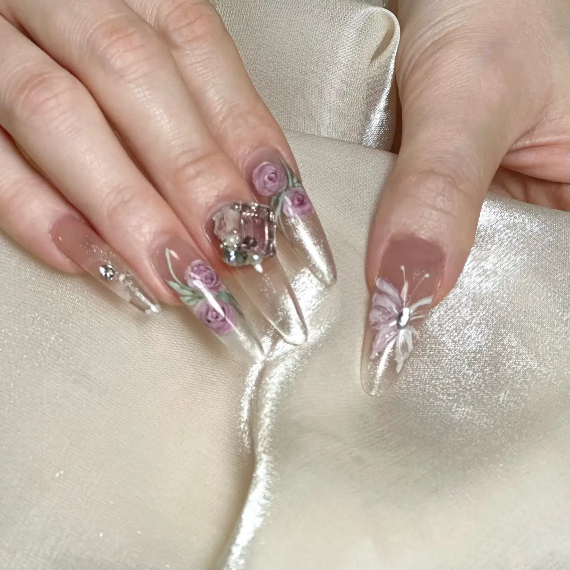 ネイル Maggie Nail🦩のネイルデザイン