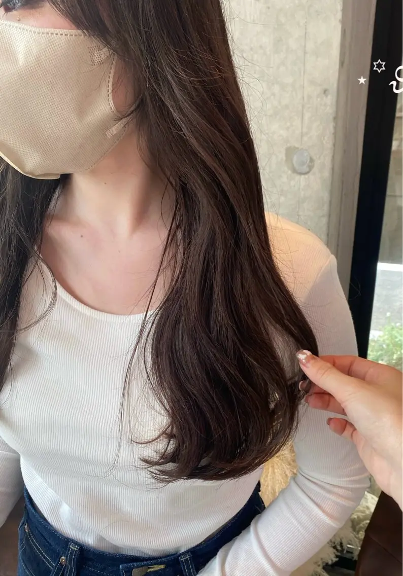 ロング カラー ブラウンカラー 透明感カラー ココアブラウン 佐々木 彩乃のヘアスタイル