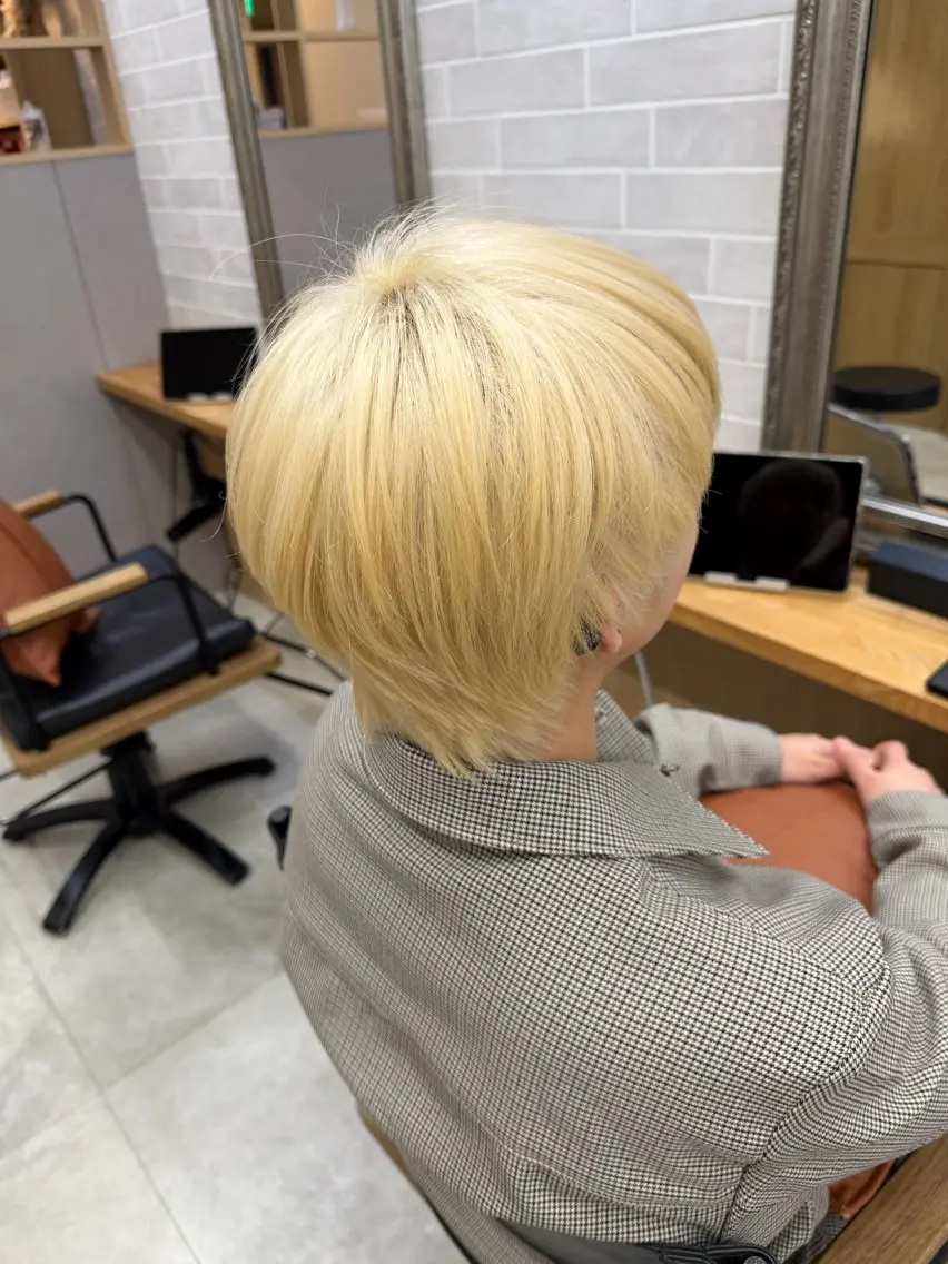 ショート 松本 琉衣のヘアスタイル