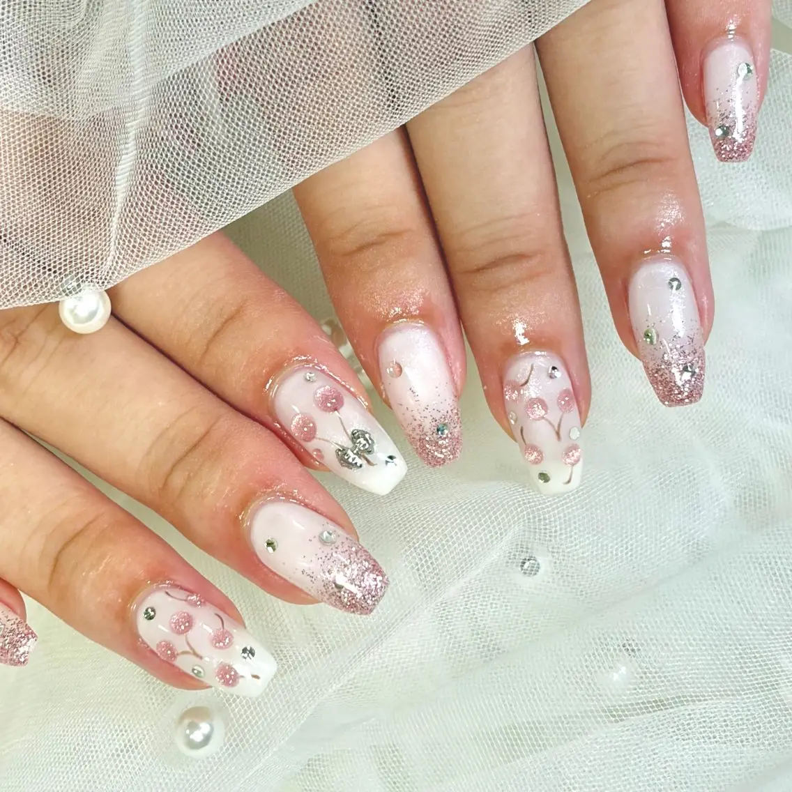 ネイル ハンドネイル FLORANZ 🫧AIRI🫧のネイルデザイン