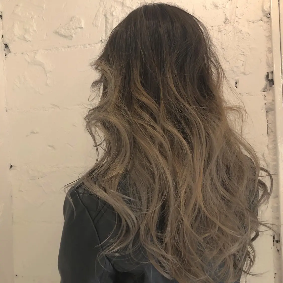ロング カラー 外国人風カラー ORIKA 美容室のヘアスタイル