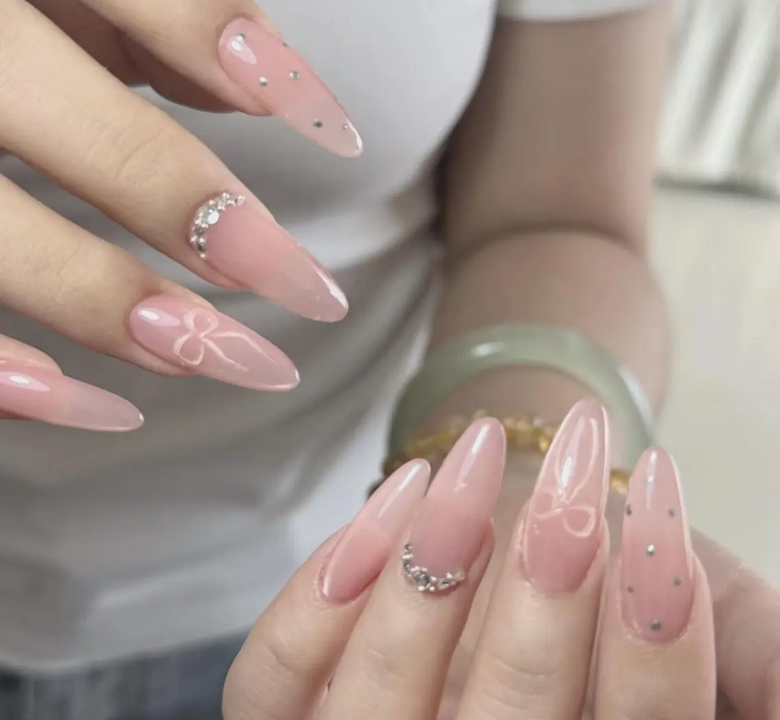 ネイル Pure&Rich Nailのネイルデザイン