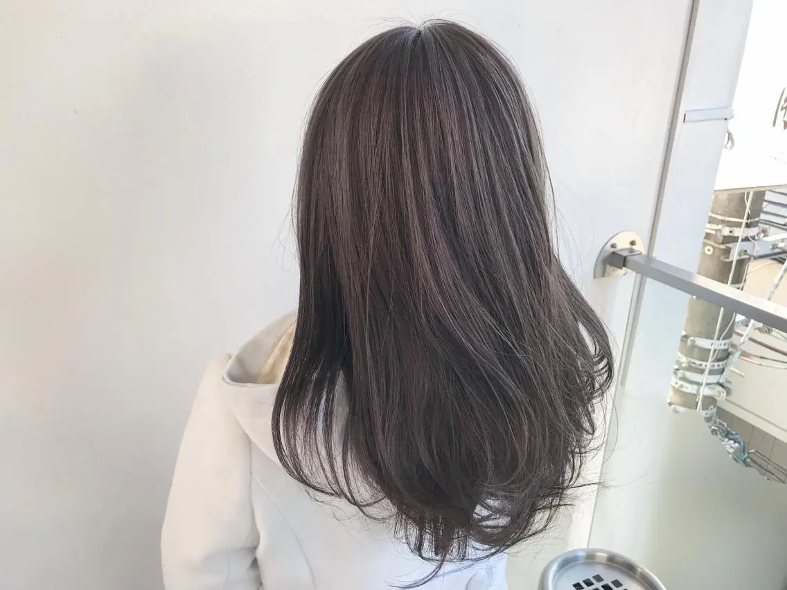 ロング カラー ショート/レイヤー なら石井知希のヘアスタイル
