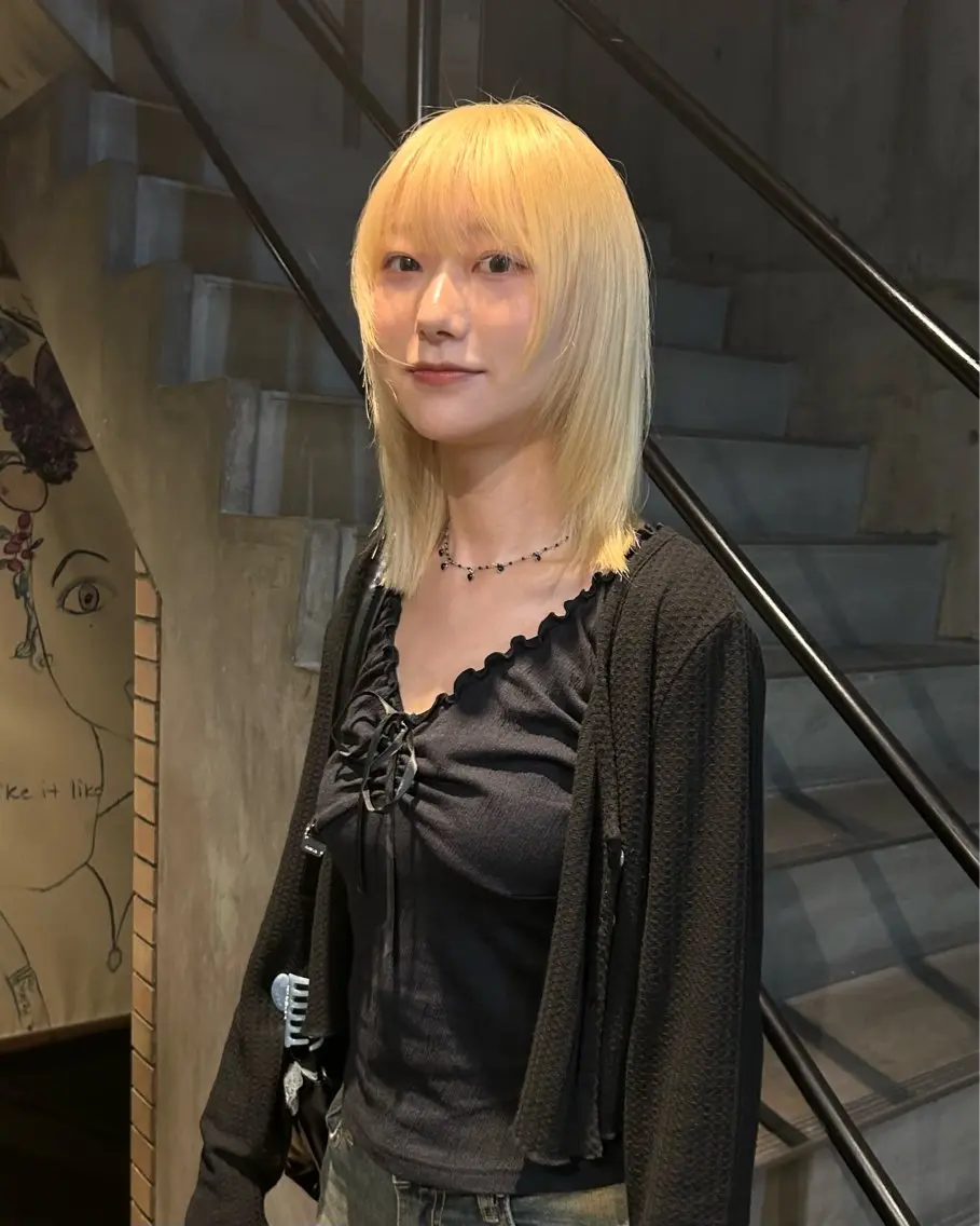 カラー ブロンド ニュアンスヘア🪡 nenekaのヘアスタイル