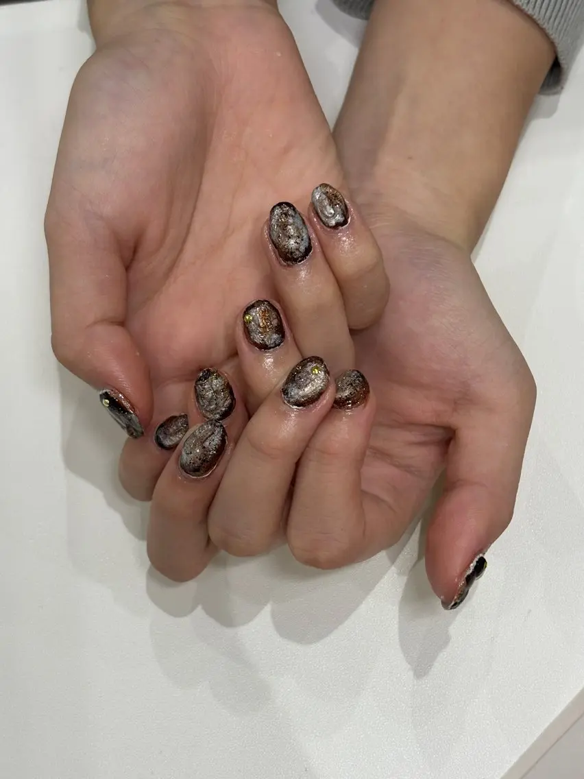 ネイル shiori .のネイルデザイン