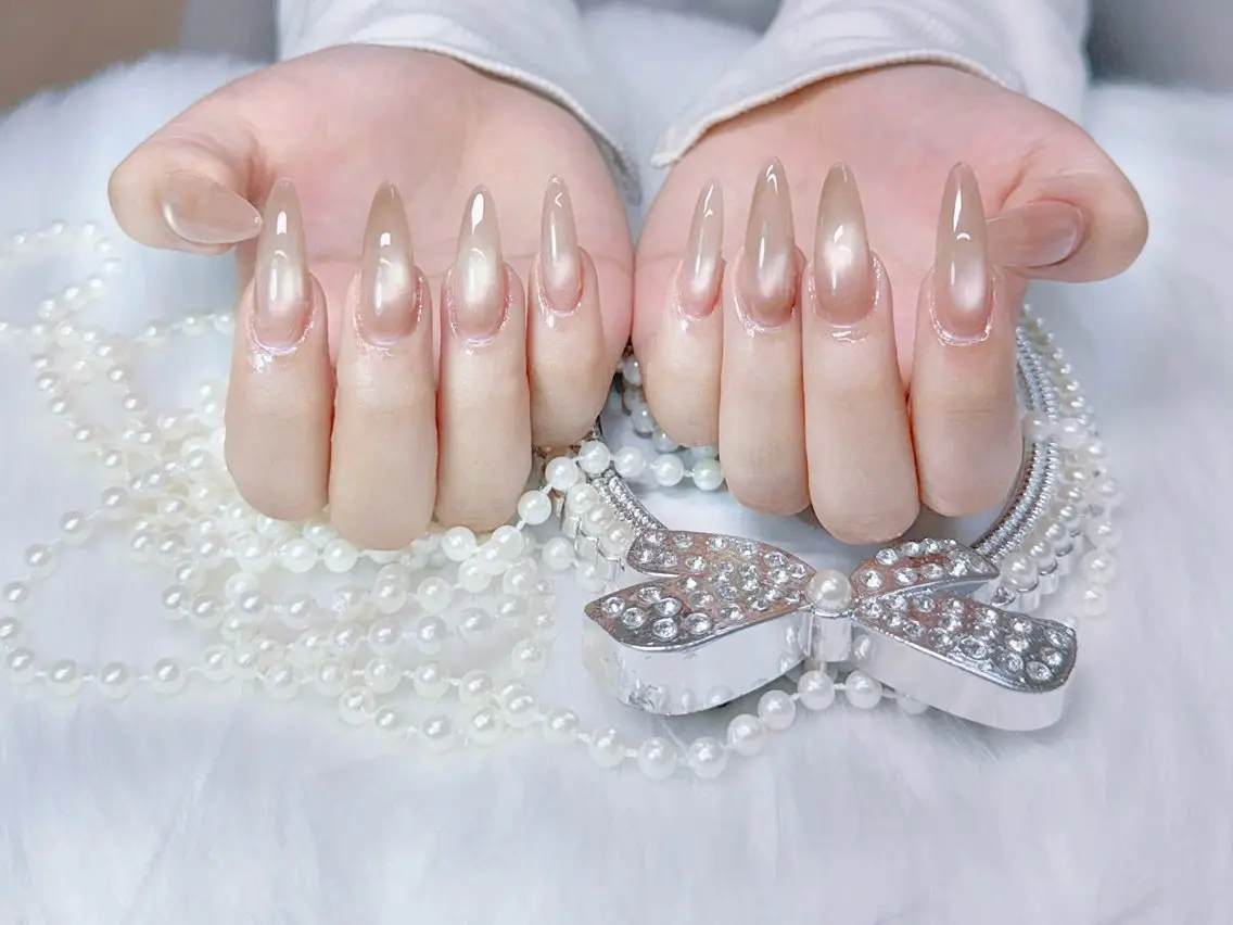 ネイル ジェルネイル マグネットネイル パラジェル ワンホンネイル ハンドネイル GOHOUBI Nail 心斎橋店のネイルデザイン