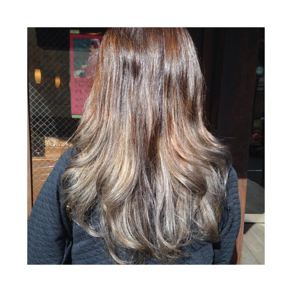 ロング やまもと すぐるのヘアスタイル