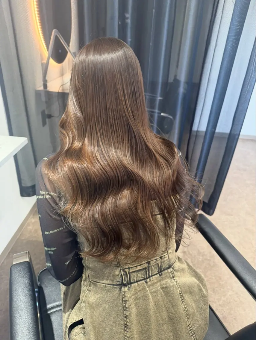セミロング カット ヘアカラー 6月期間限定 今だけクーポンありのヘアスタイル