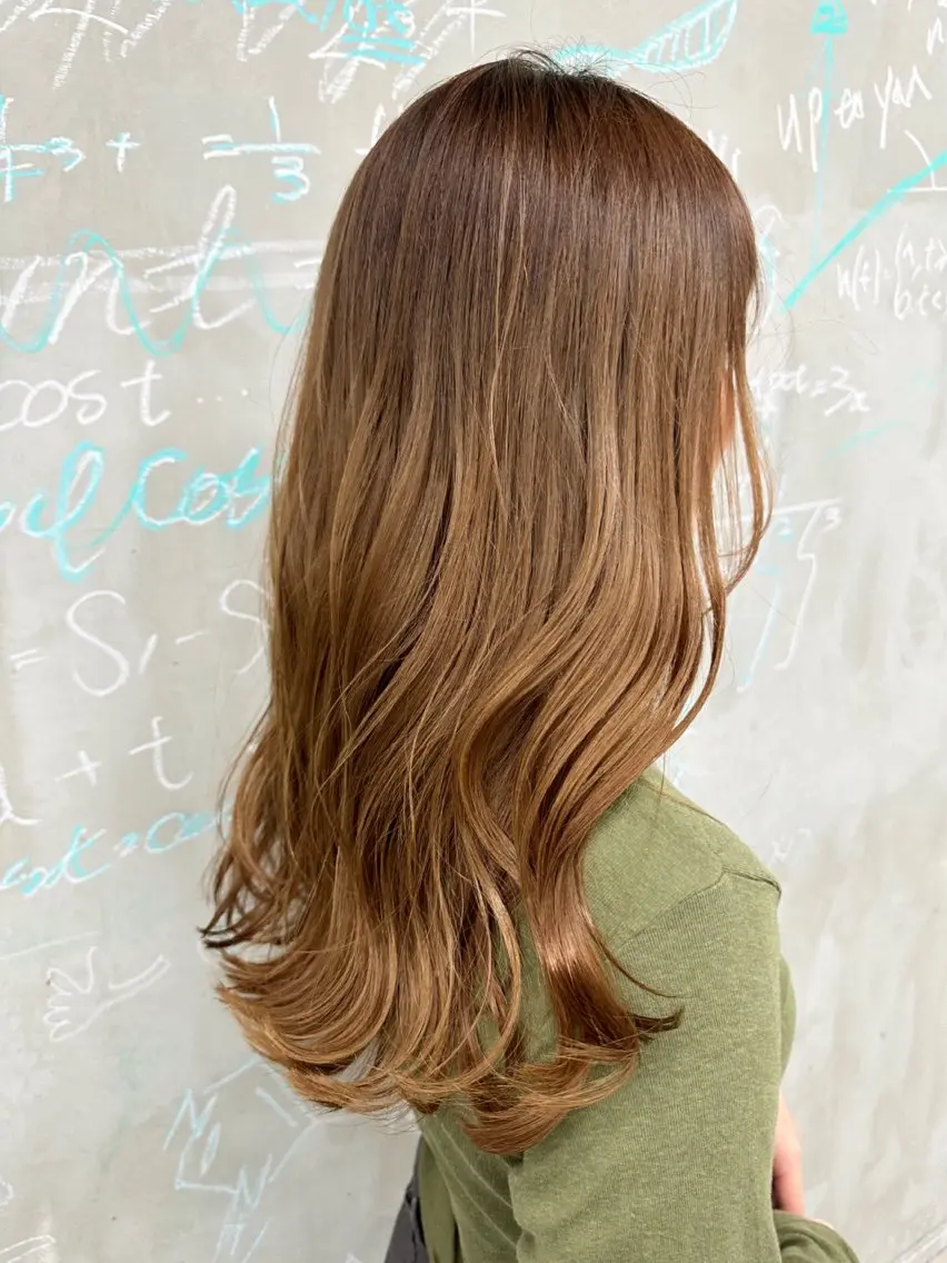 セミロング カラー カット ヘアカラー トリートメント 原宿アンリ 山下卓也のヘアスタイル
