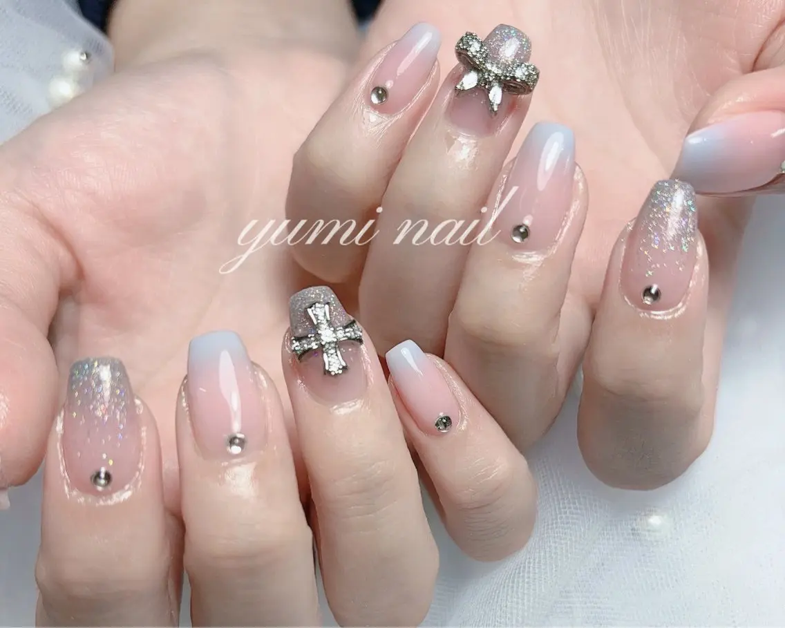 ネイル ハンドネイル 𝐲𝐮𝐦𝐢🎀 長さ出しデザイン専門のネイルデザイン