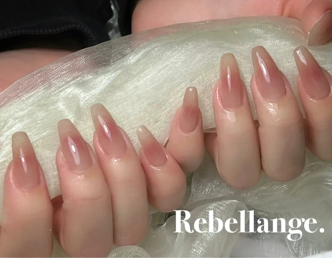 ネイル ハンドネイル Rebellange n.のネイルデザイン