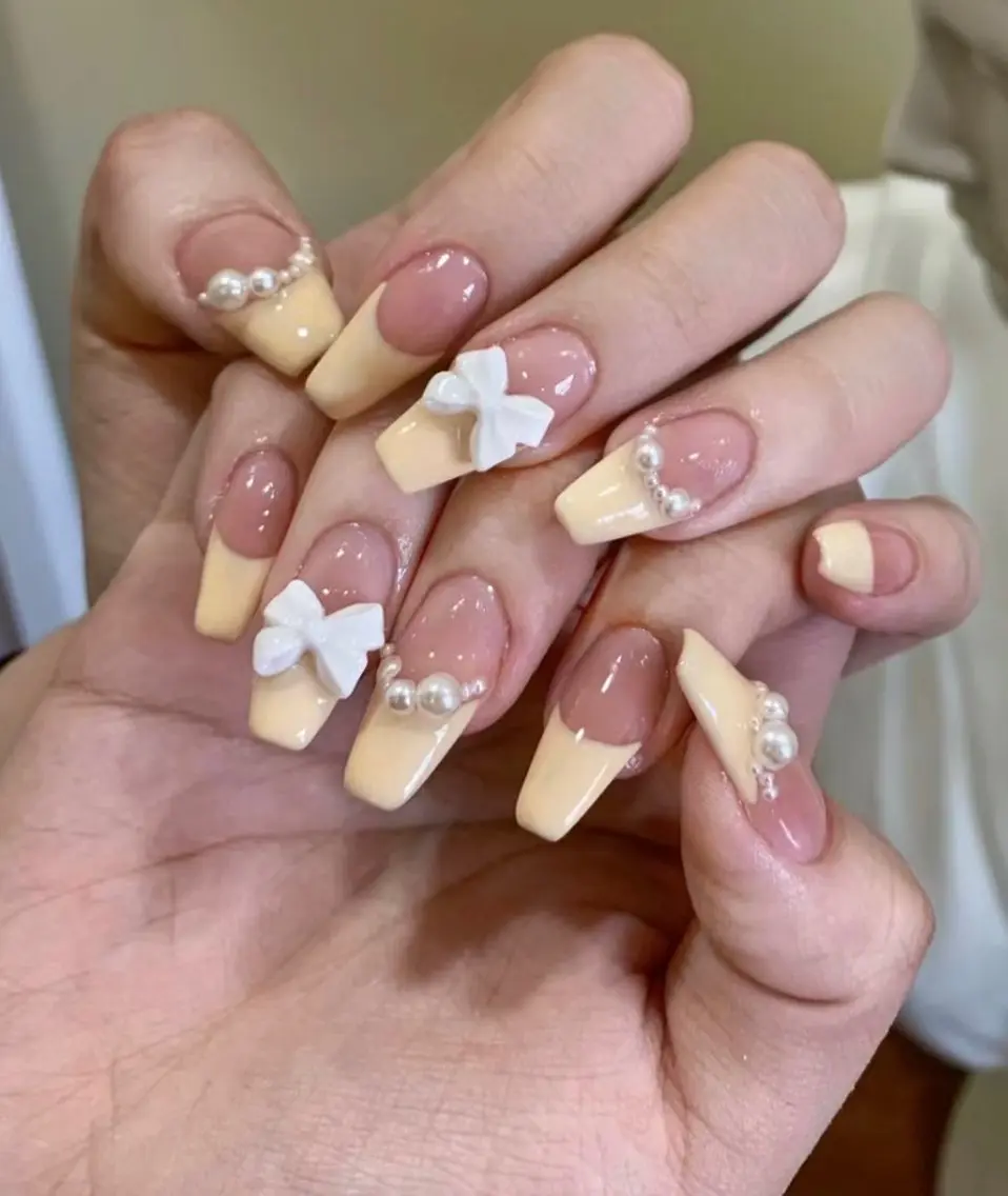 ネイル ハンドネイル ハンドケア 🍑 momo_nailのネイルデザイン