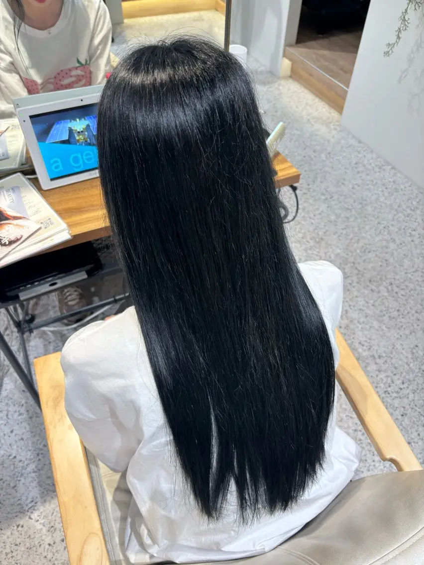 🫧 寒色カラー（アッシュ / グレージュ / オリーブ）【大人っぽ韓国艶カラー】トリートメント付きの写真