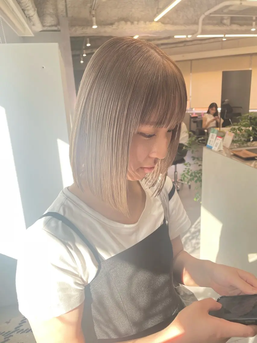 ミディアム yui/ layer cutのヘアスタイル