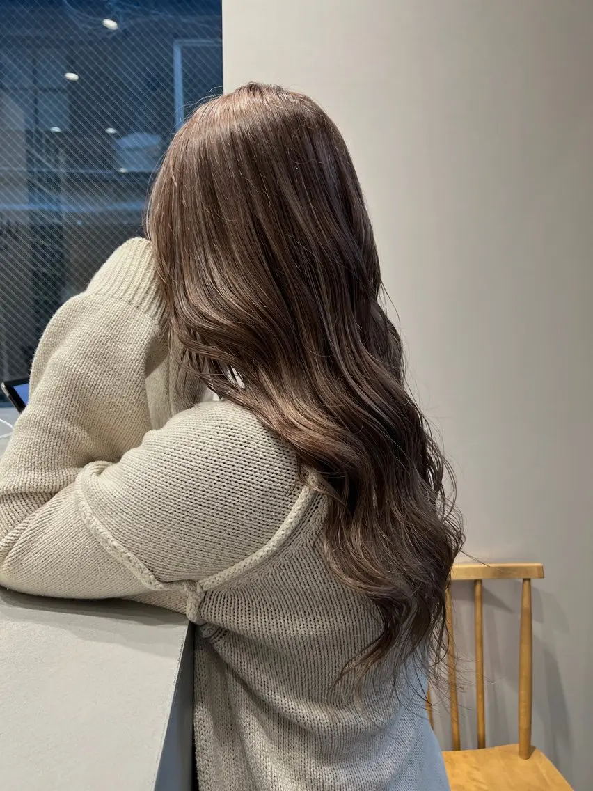 ロング ハイライト SALOWIN熊本 yuseiのヘアスタイル
