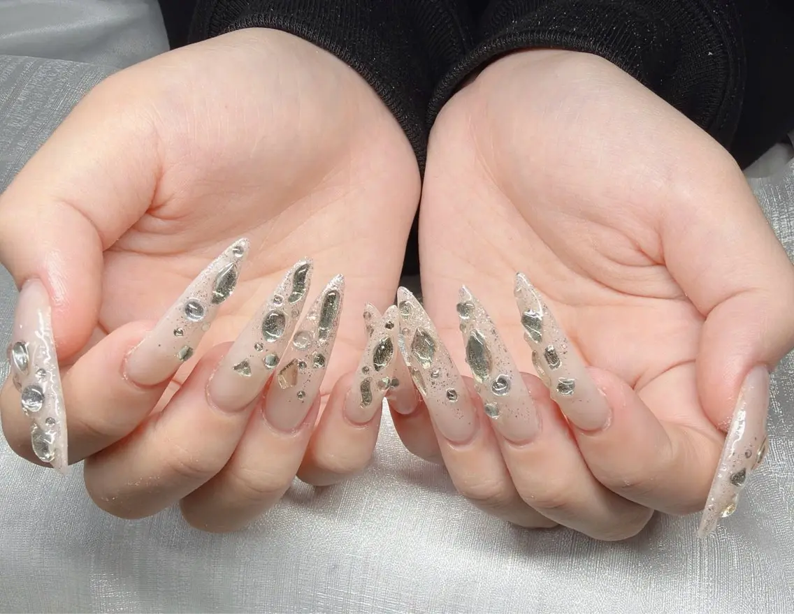 ネイル ハンドネイル Lee Nailsのネイルデザイン