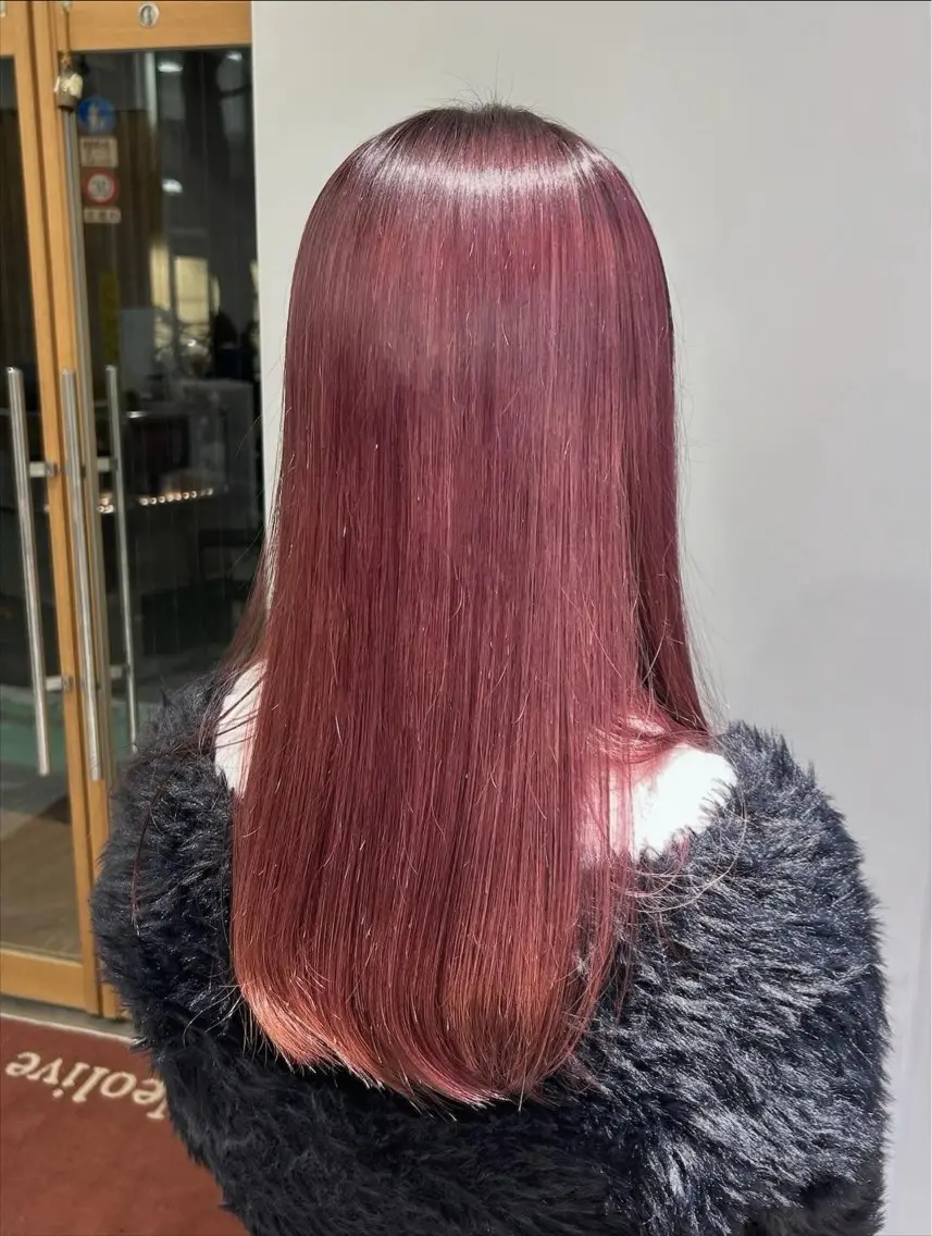 ロング カラー ブリーチ ピンクカラー カット ヘアカラー レイヤーカット⛓ hina🩶のヘアスタイル