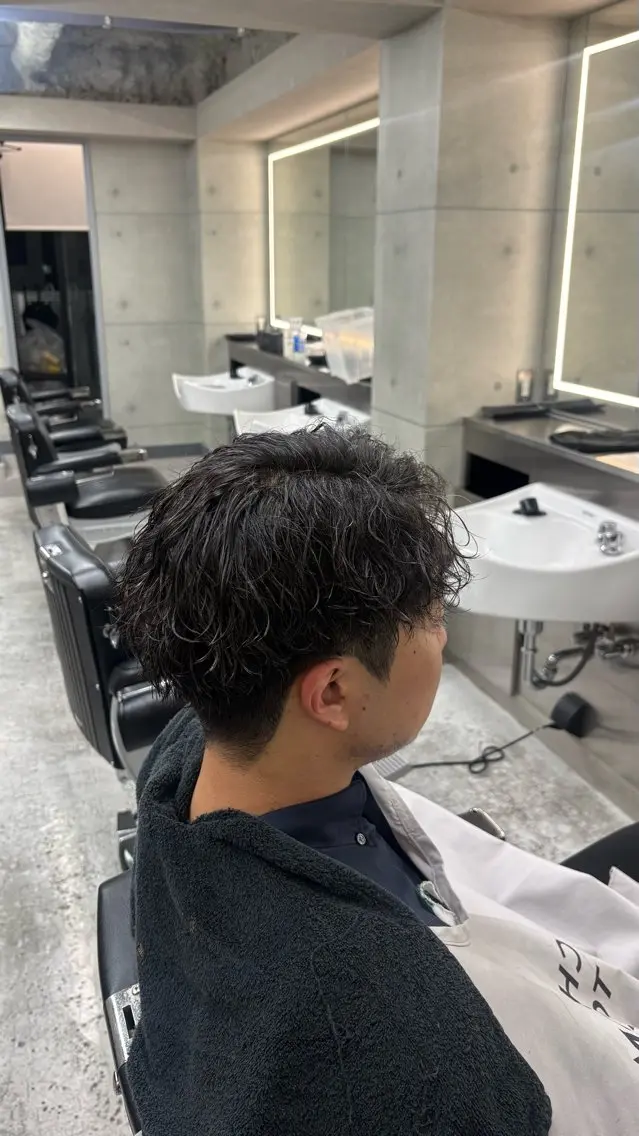 メンズ カット パーマ 倉持 七菜のヘアスタイル