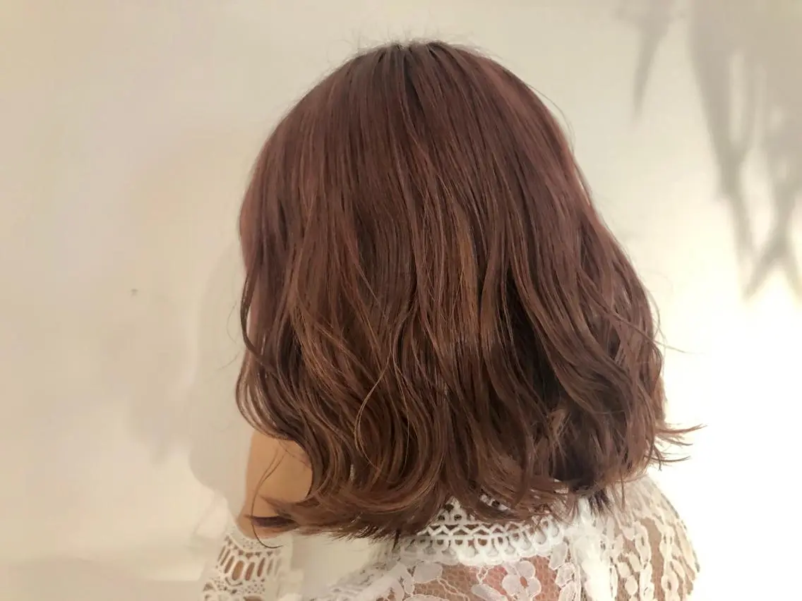 ミディアム カラー ヘアカラー ベージュ指名No1 加賀詩織のヘアスタイル