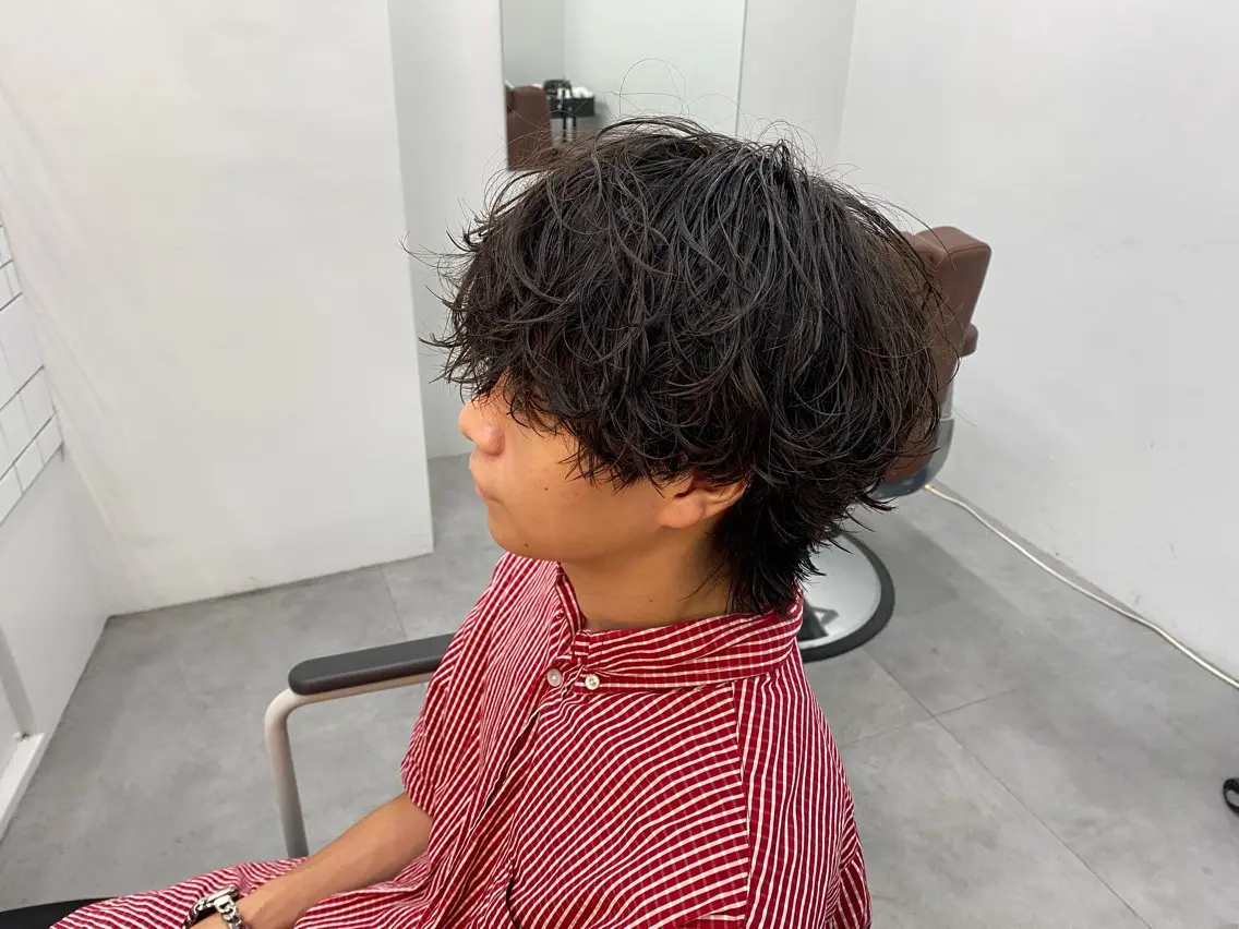 パーマ メンズ メンズ韓国風 メンズパーマ カット パーマ メンズパーマ外屋敷 航のヘアスタイル
