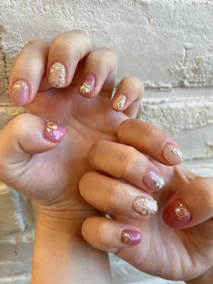 ネイル ミラーネイル 持ち込み ニュアンスネイル ピンク ❀pom nail❀ aya.のネイルデザイン