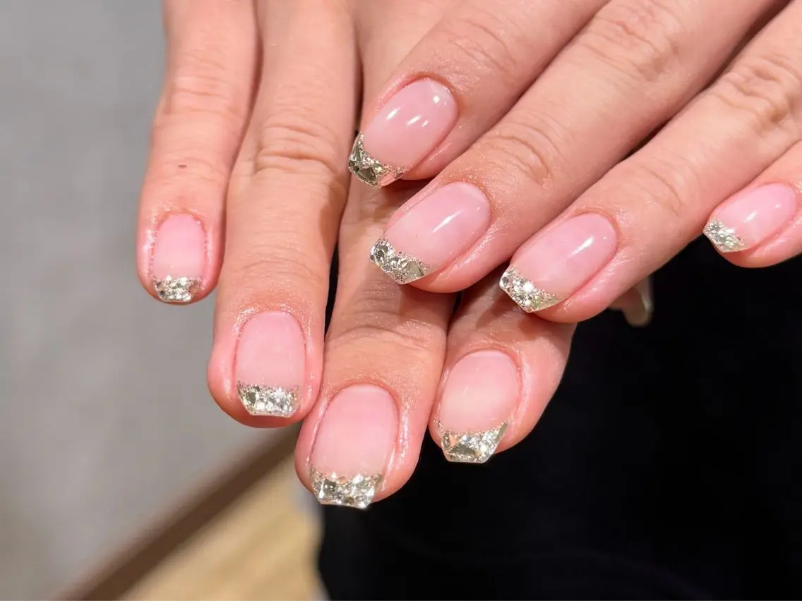 ネイル フレンチネイル ガラスフレンチ ハンドネイル ARCANA nailsalonのネイルデザイン
