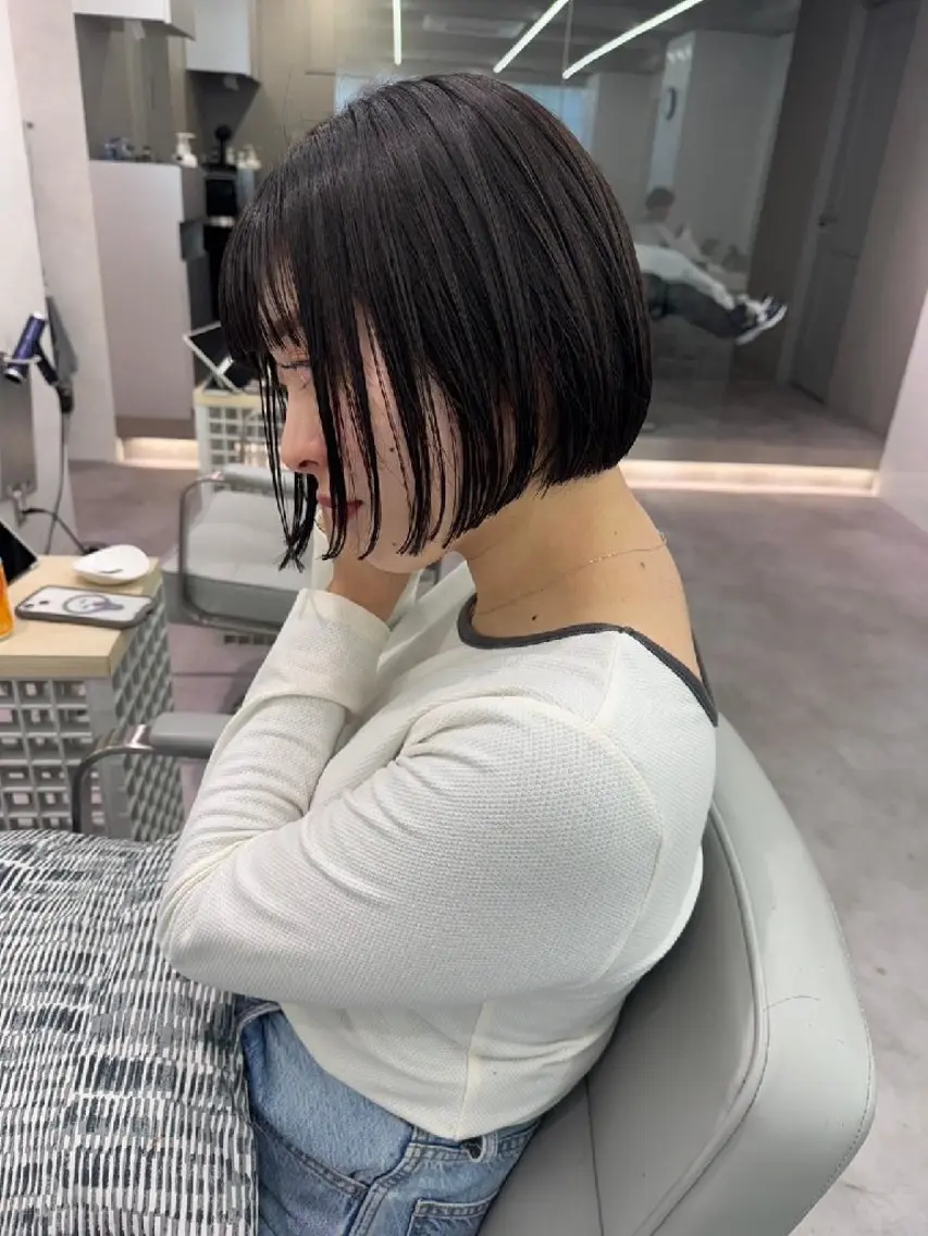 ショート カラー ボブ カット ヘアカラー 縮毛矯正 トリートメント HONEY渋谷 髪質改善/レイヤーのヘアスタイル