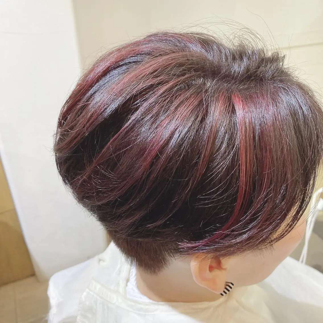 セミロング ハイライト BRAS ナカガワのヘアスタイル