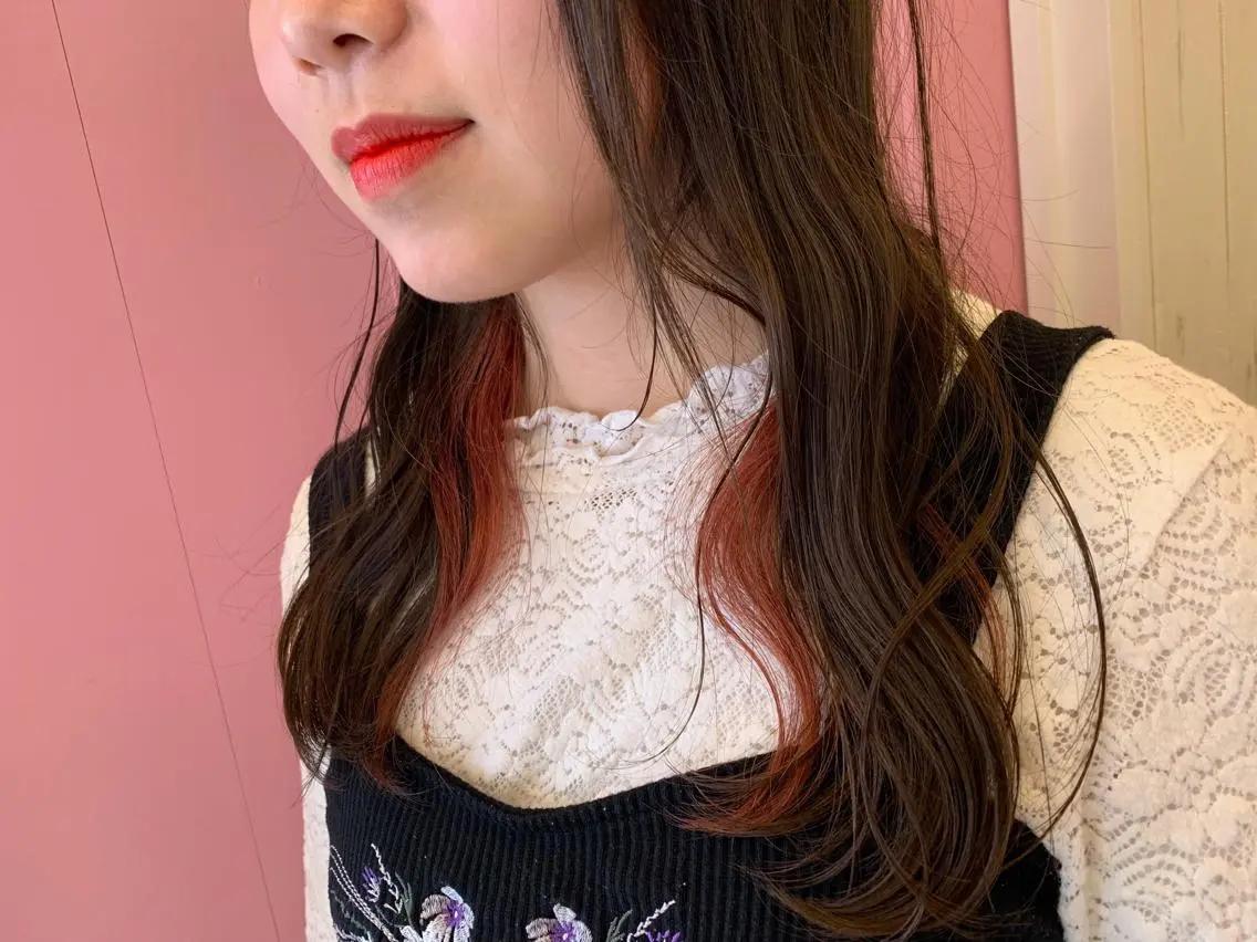 ロング カラー ピンクカラー 工藤 萌香のヘアスタイル
