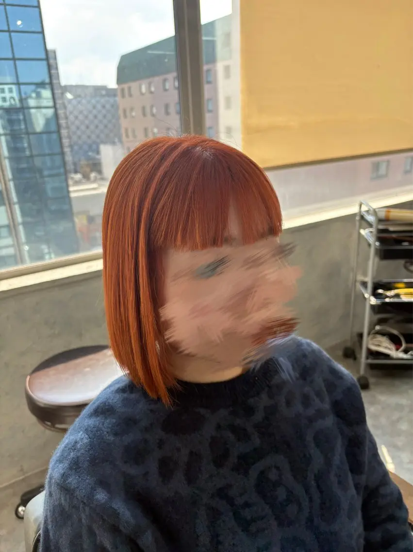ミディアム ボブ カット ヘアカラー シモイケ ルアのヘアスタイル