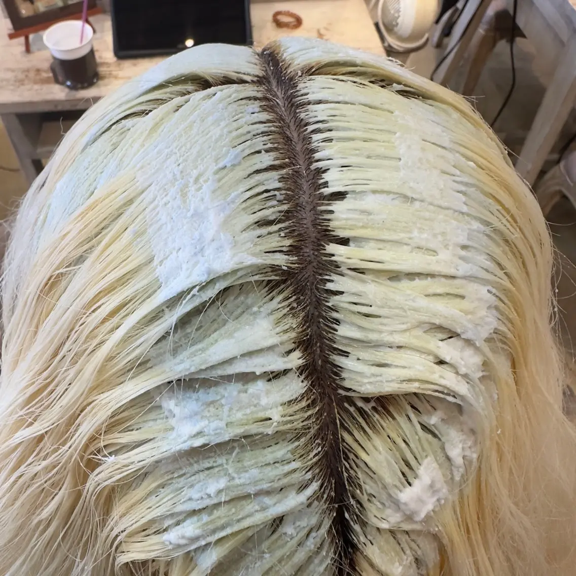 セミロング カラー ブリーチ カット ヘアカラー 中村 龍輝のヘアスタイル