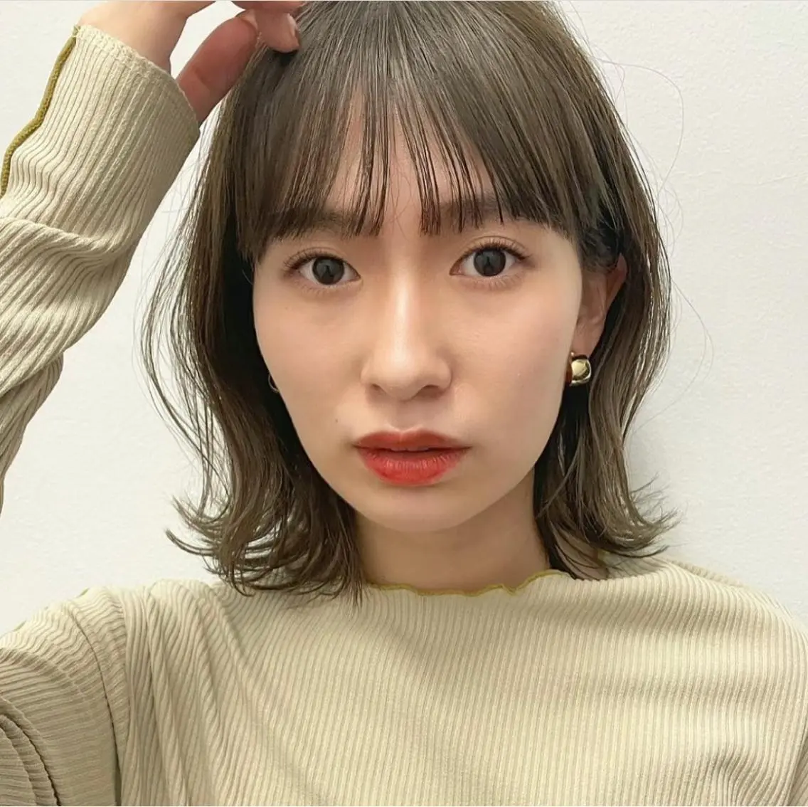 ミディアム カラー アッシュ オリーブアッシュ ボブ ♥️ブリーチ/ボブ/ レイヤー♥️maiのヘアスタイル