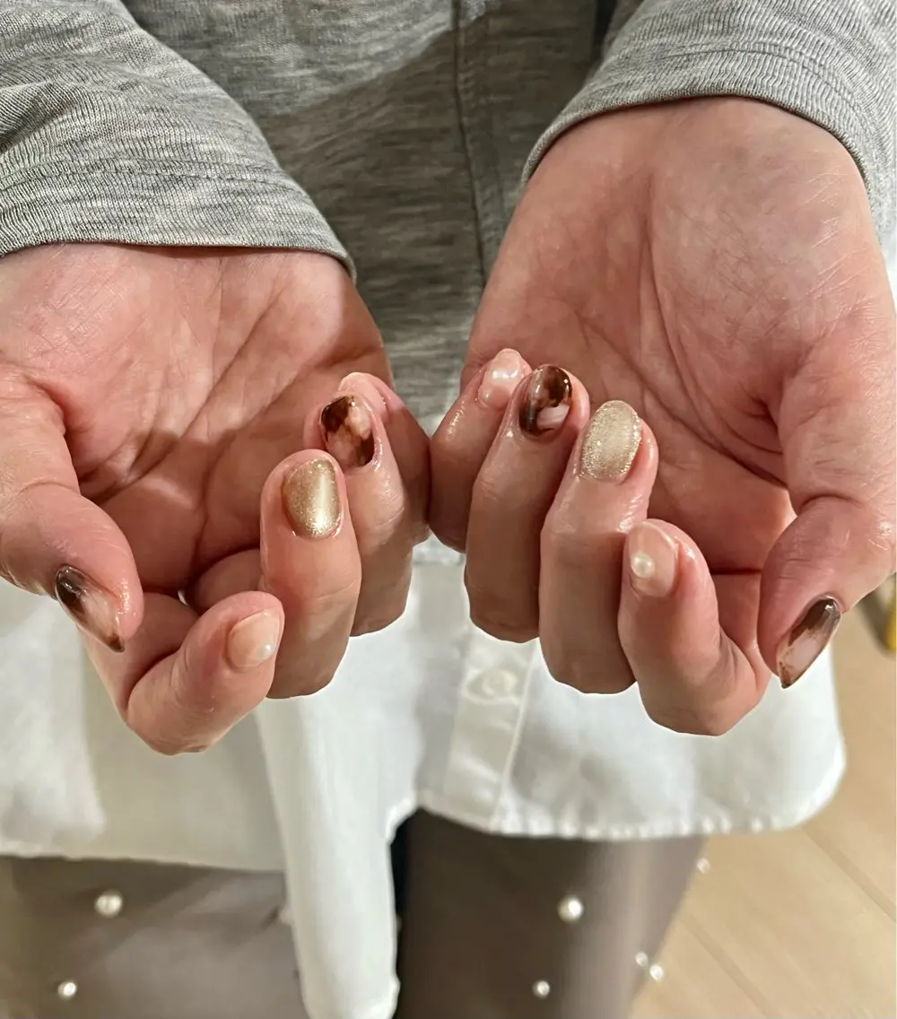 ネイル ニュアンスネイル 保井彩絵｜ Yasui Saeのネイルデザイン